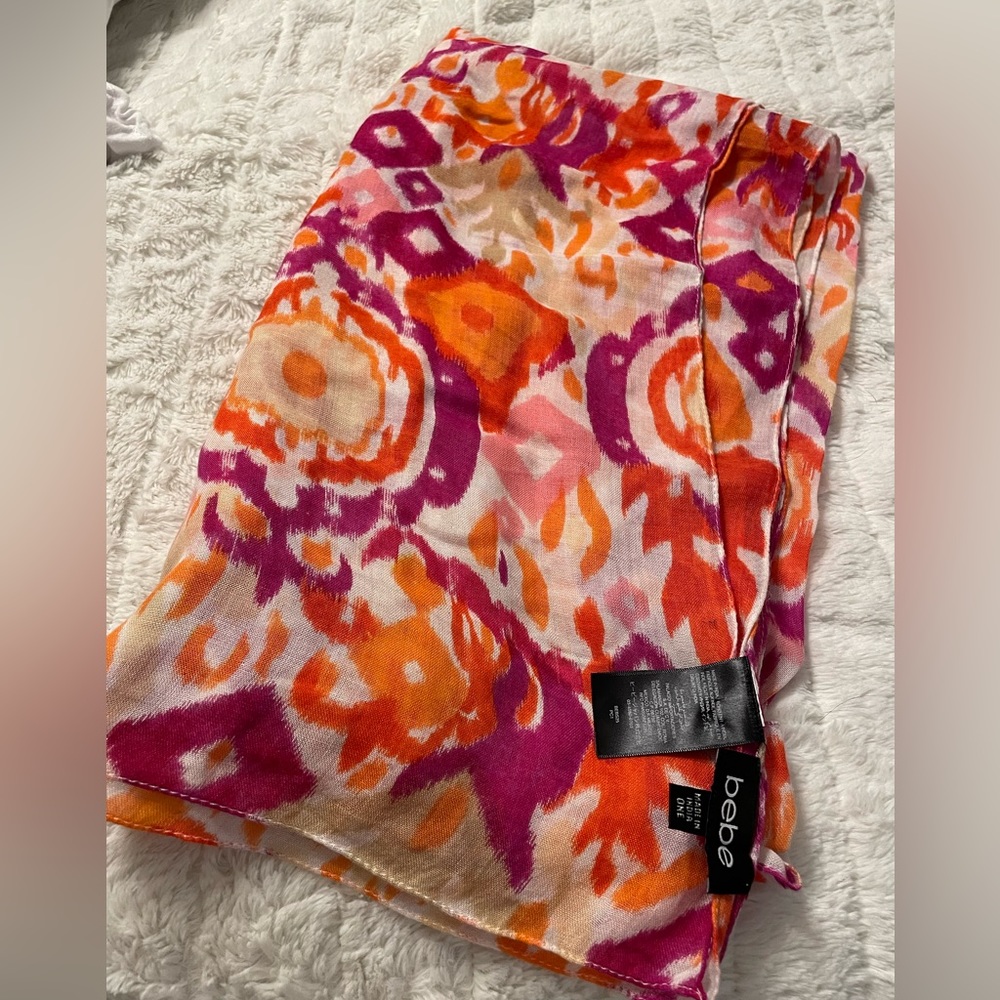 Women’s BEBE scarf